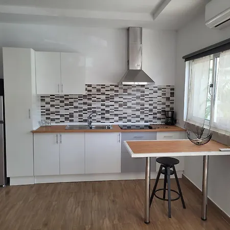 Chabela's Studio Apartment